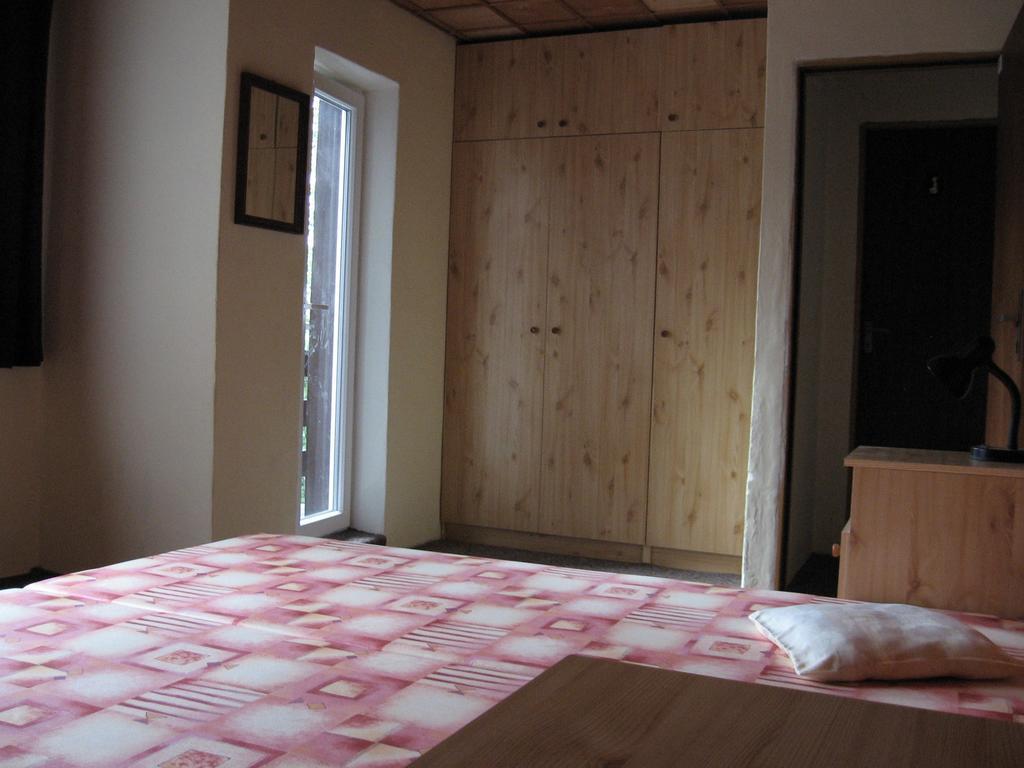Dusan Štôla Habitación foto